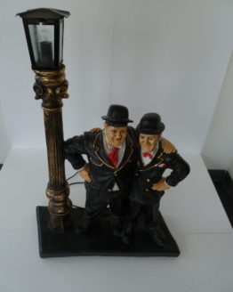 508_Dick und Doof mit el. Lampe links_64_119